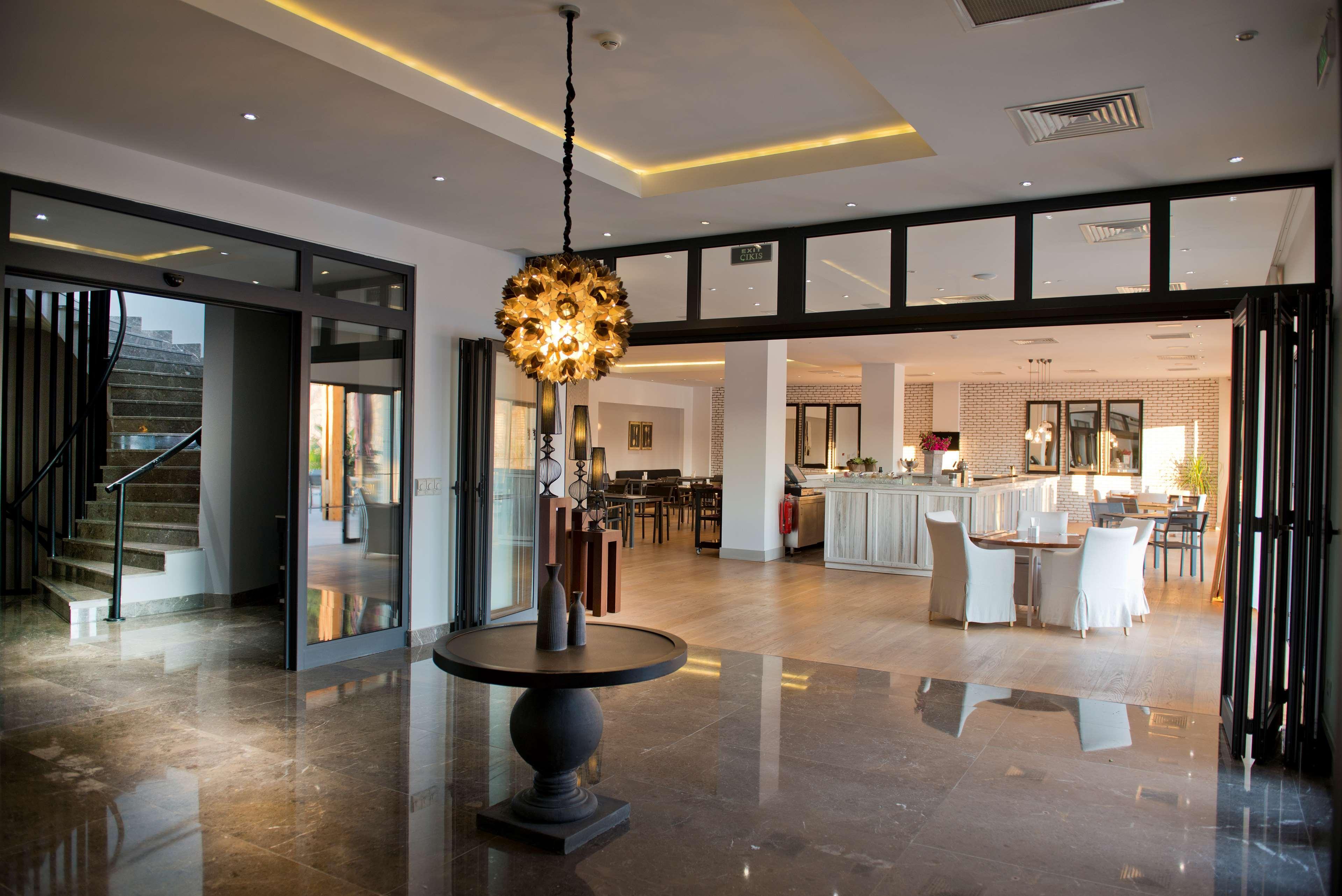 Ramada Resort By Wyndham Bodrum Bitez Εξωτερικό φωτογραφία